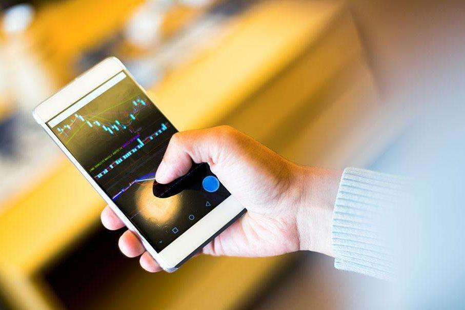 2018中国智能手机市场竞争格局分析