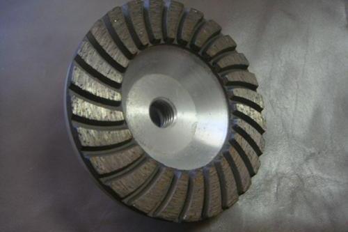 新型水钻磨轮、磨盘在使用中的问题与对策