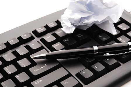 汽车行业惨淡，30多家汽车及零部件公司被列为困难企业