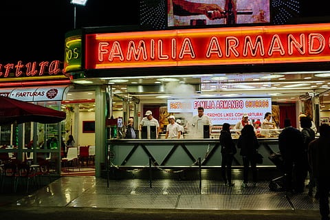 培育钻石珠宝发展如火如荼 Signet开始线下店铺大力铺货